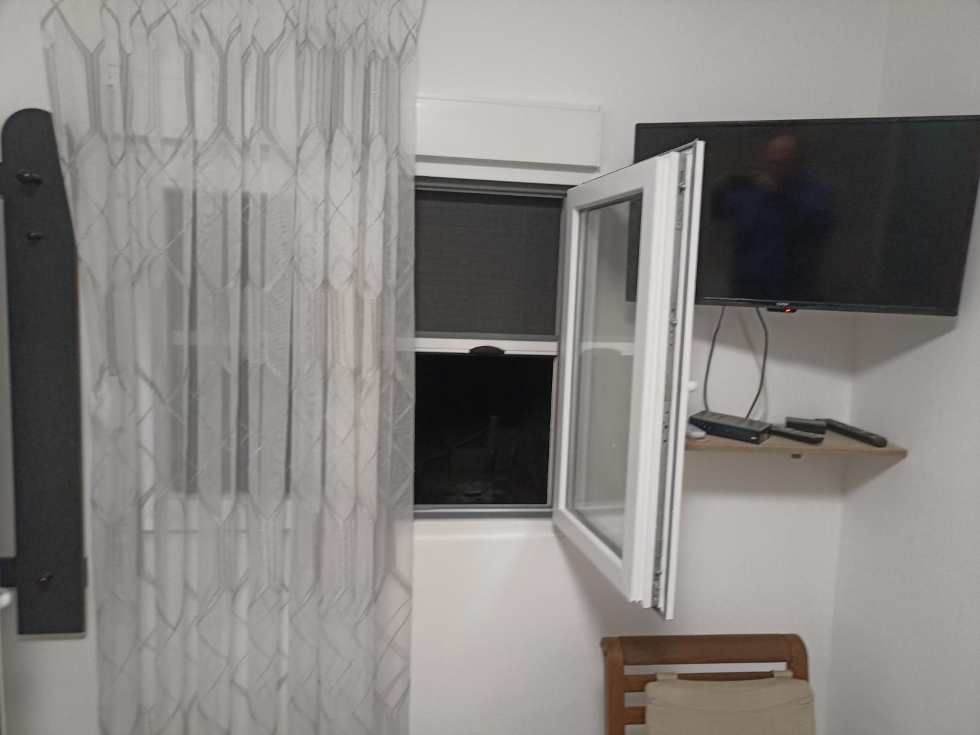 Mini Garsonjera Hotel Подгорица Екстериор снимка