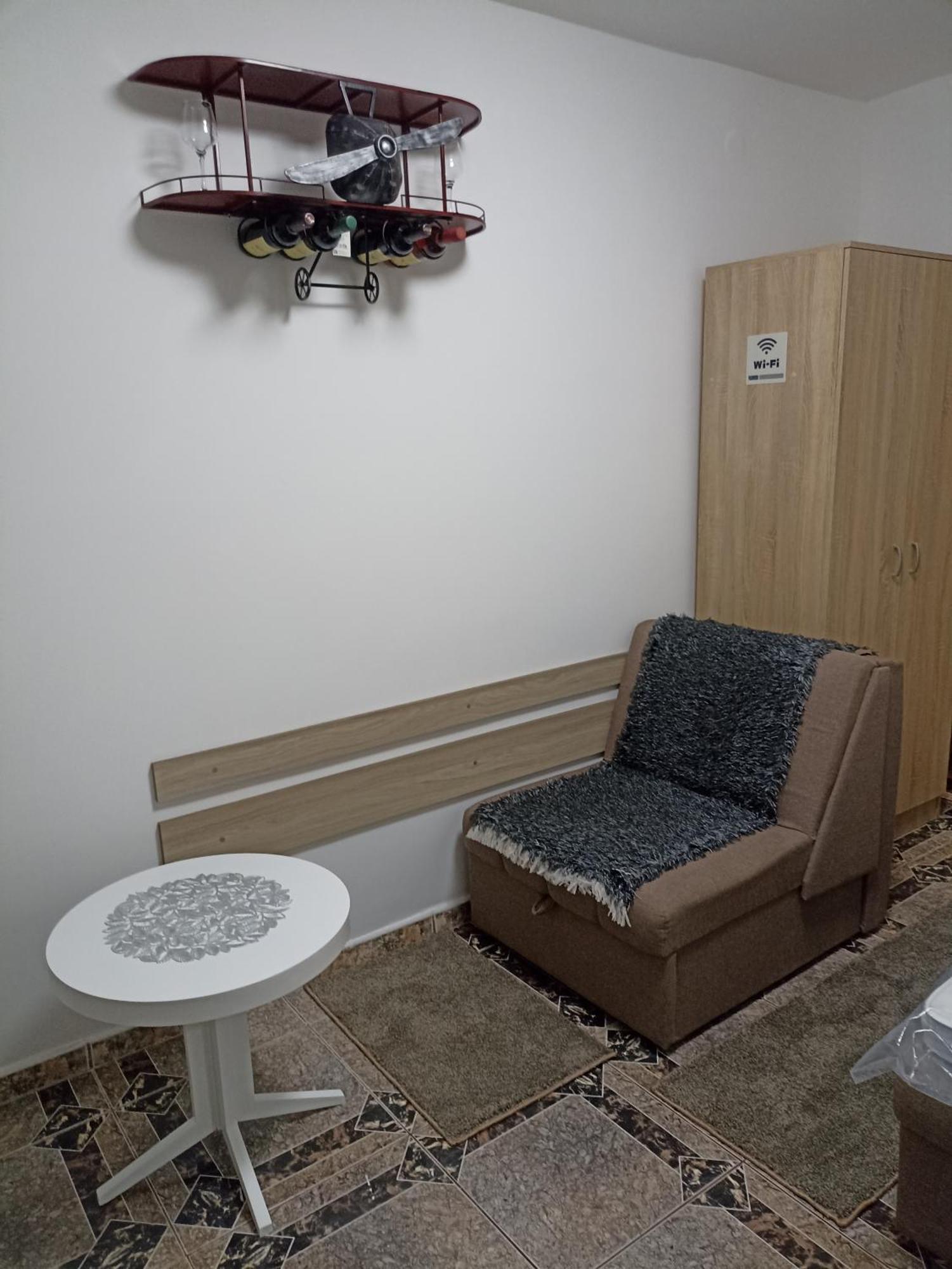 Mini Garsonjera Hotel Подгорица Екстериор снимка