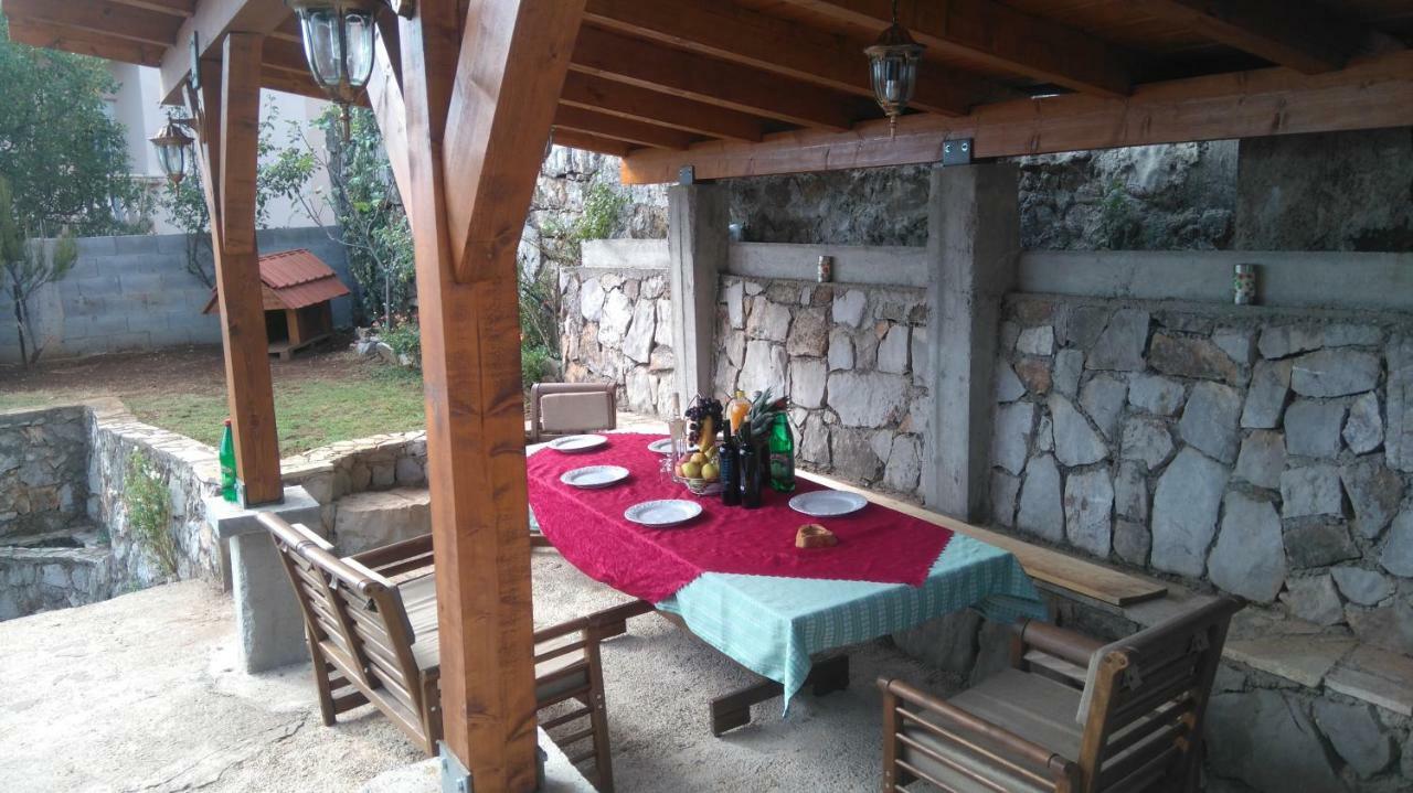 Mini Garsonjera Hotel Подгорица Екстериор снимка